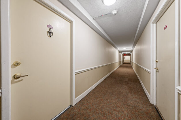 2 Bed, 2 Bath – Split