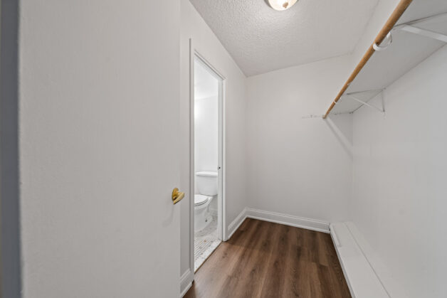 2 Bed, 2 Bath – Split