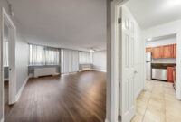 3 Bed, 2 Bath – Corner