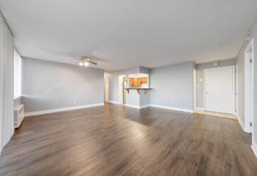 3 Bed, 2 Bath – Deluxe